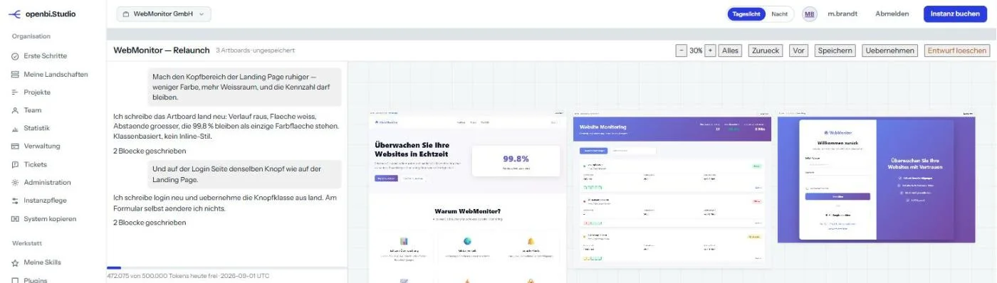 Der Artbuilder: links das Gespraech mit dem Entwurfsassistenten samt Tagesbudget, rechts die Leinwand mit drei Artboards — Landing Page, Monitoring-Dashboard und Anmeldeseite.